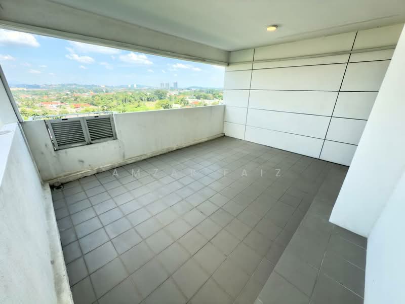 Pangsapuri untuk Dijual di Pangsapuri Setia Impian @ Kajang - Amzar Faiz - Balcony - PropertyGuru.com.my