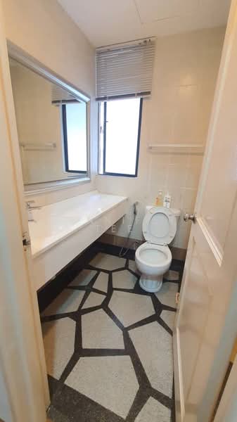 Condominium for Sale at Casa Tropicana - Jennifer Tee - Bathroom - PropertyGuru.com.my