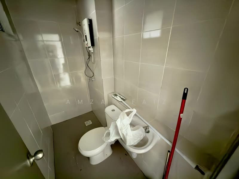 Service Residence for Sale at Residensi Setia Impian - Amzar Faiz - Bathroom - PropertyGuru.com.my