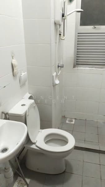 Condominium for Rent at Residensi Kerinchi - Vincent Yeoh - Bathroom - PropertyGuru.com.my