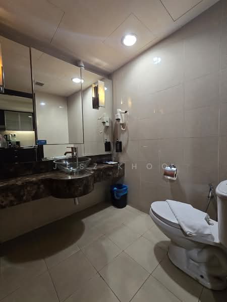 Service Residence for Sale at Sunway Pyramid Tower Resort - JESZ KHOO - Bathroom - PropertyGuru.com.my
