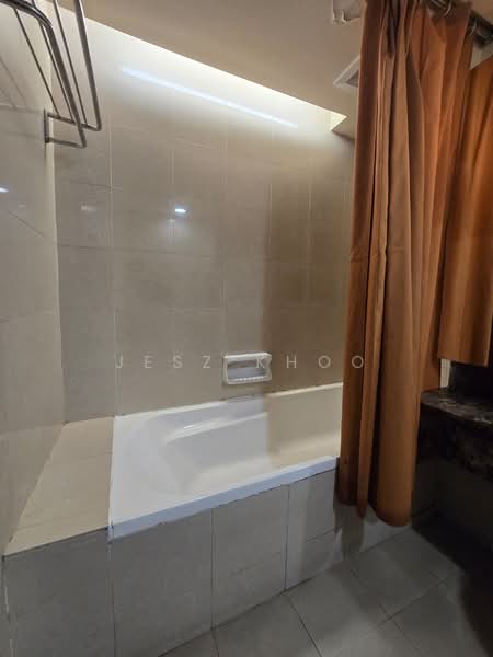 Service Residence for Sale at Sunway Pyramid Tower Resort - JESZ KHOO - Bathroom - PropertyGuru.com.my