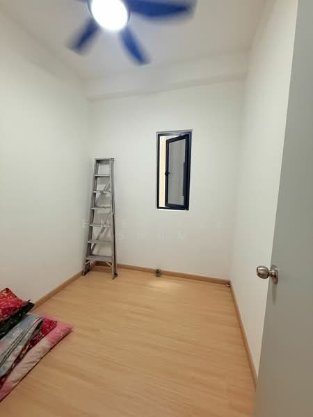 Service Residence for Rent at MIRA at Shorea Park - Emerlyne Shum - Interior - PropertyGuru.com.my