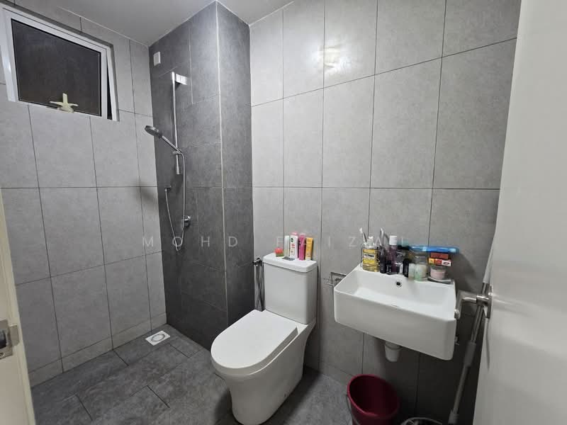 Servis Apartment untuk Dijual di Tuan 2egacy - Mohd Faizal - Bathroom - PropertyGuru.com.my