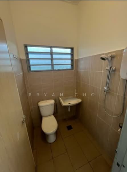 Rumah Teres 1 Tingkat untuk Dijual di Taman Bukit Mewah (Kajang) - Bryan Cho - Bathroom - PropertyGuru.com.my