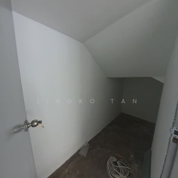 Semi-Detached House for Sale in Sitiawan (Perak) - Lingko Tan - Storeroom - PropertyGuru.com.my