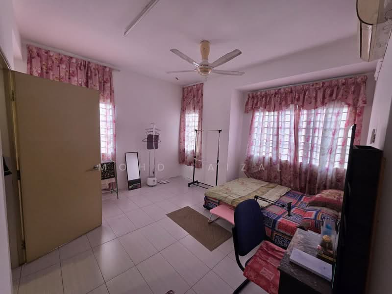 2-storey Terraced House for Sale in Bandar Baru Bangi (Selangor) - Mohd Faizal - Bedroom - PropertyGuru.com.my