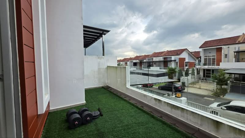 2-storey Terraced House for Rent in Gelang Patah (Johor) - Right Lam - Balcony - PropertyGuru.com.my