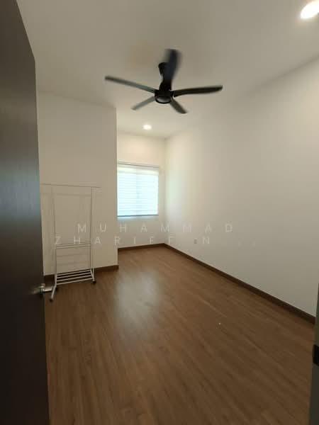 Rumah Teres 2 Tingkat untuk Dijual di Dengkil (Selangor) - Muhammad Zhariff Nasharudin - Bedroom - PropertyGuru.com.my