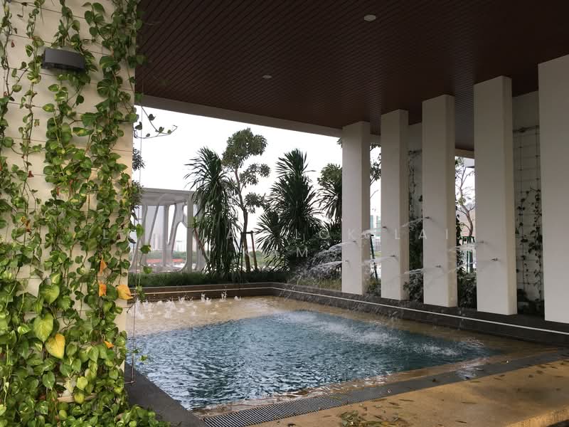 Servis Apartment untuk Dijual di Putra Residence - Lok Lai Lok Lai Kam - Pool - PropertyGuru.com.my