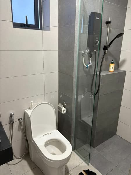 Servis Apartment untuk Disewa di The Era @ Duta North - Anna Teo - Bathroom - PropertyGuru.com.my