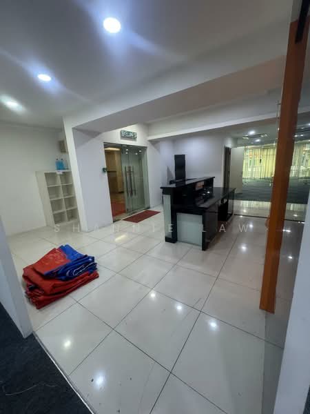 Office for Rent in Petaling Jaya (Selangor) - Shannie Law - Entrance - PropertyGuru.com.my
