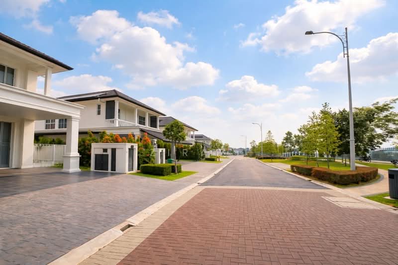 Bungalow for Sale in Eco Majestic (Semenyih) - Zira . - Exterior - PropertyGuru.com.my