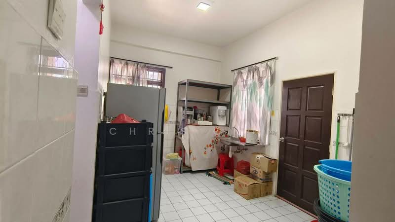 Rumah Teres 2 Tingkat untuk Dijual di Bandar Seri Alam (Masai) - Chris Chin - Kitchen - PropertyGuru.com.my