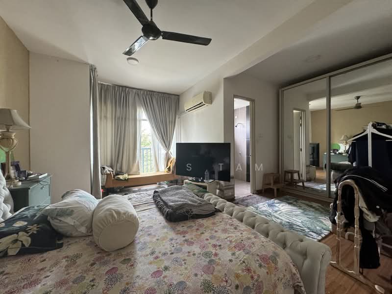 3-storey Terraced House for Sale in Bandar Tun Hussein Onn (Cheras) - Lewis Tam - Bedroom - PropertyGuru.com.my