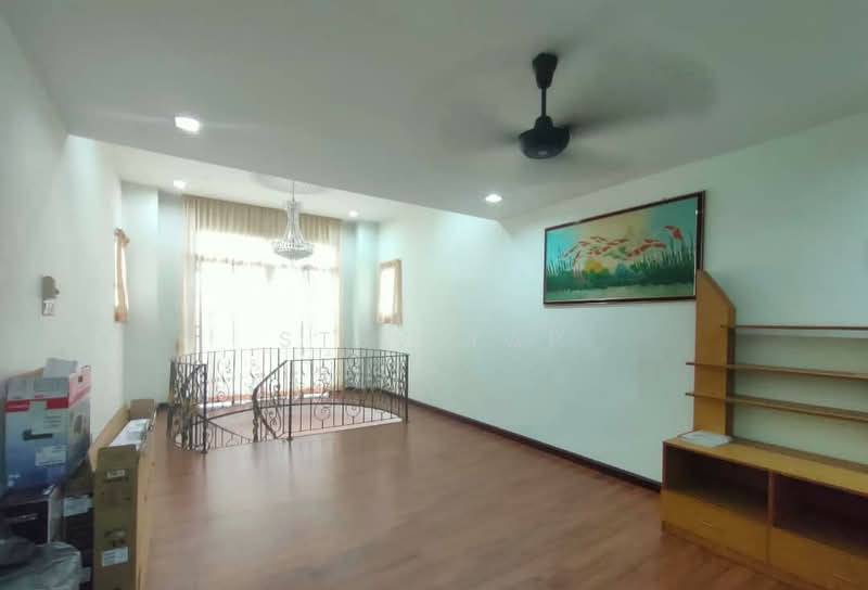 Rumah Banglo untuk Dijual di Taman Khidmat (Kota Kinabalu) - Stev Yap - Living Room - PropertyGuru.com.my