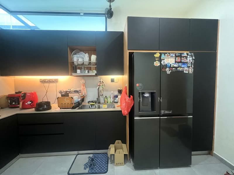 Semi-Detached House for Rent in Taman Ponderosa (Johor Bahru) - Chris Chin - Kitchen - PropertyGuru.com.my