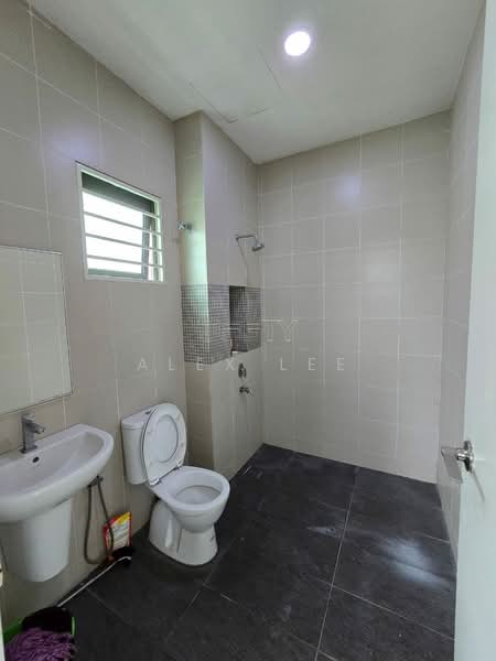 2-storey Terraced House for Rent in Klang (Selangor) - Alex Lee - Bathroom - PropertyGuru.com.my