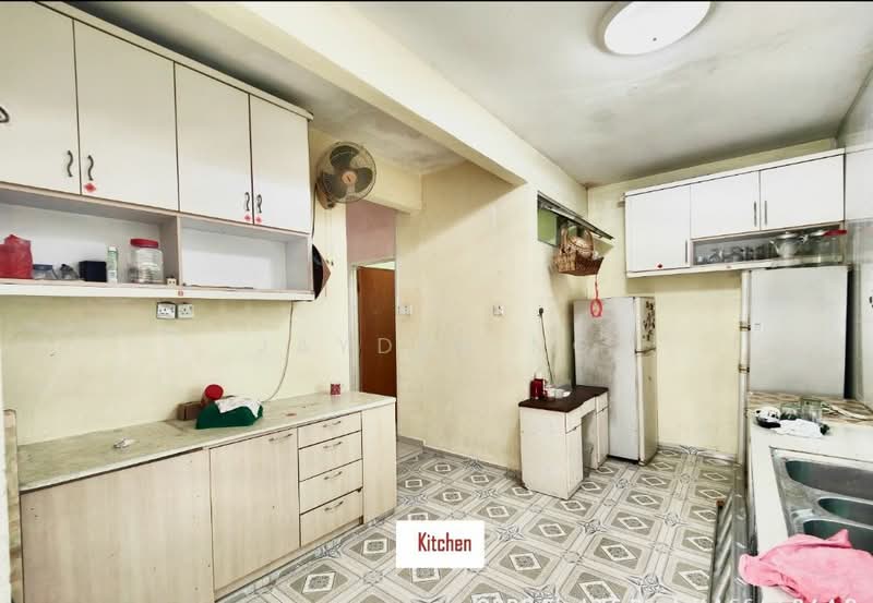 Semi-Detached House for Sale in Kempas (Johor Bahru) - Jayden Ng - Kitchen - PropertyGuru.com.my