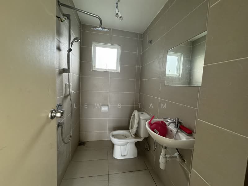 Semi-Detached House for Sale in Seri Kembangan (Selangor) - Lewis Tam - PropertyGuru.com.my