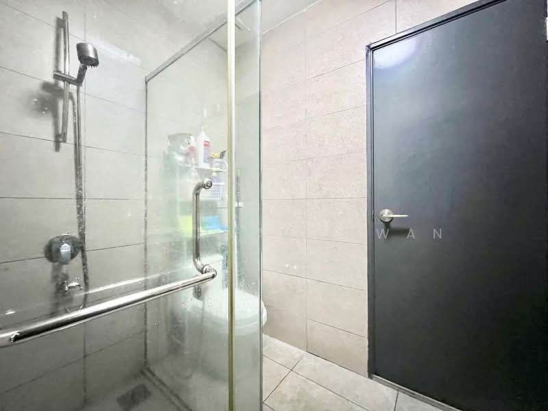 Servis Apartment untuk Dijual di Aera Residence - Muhammad Ezwan - Bathroom - PropertyGuru.com.my