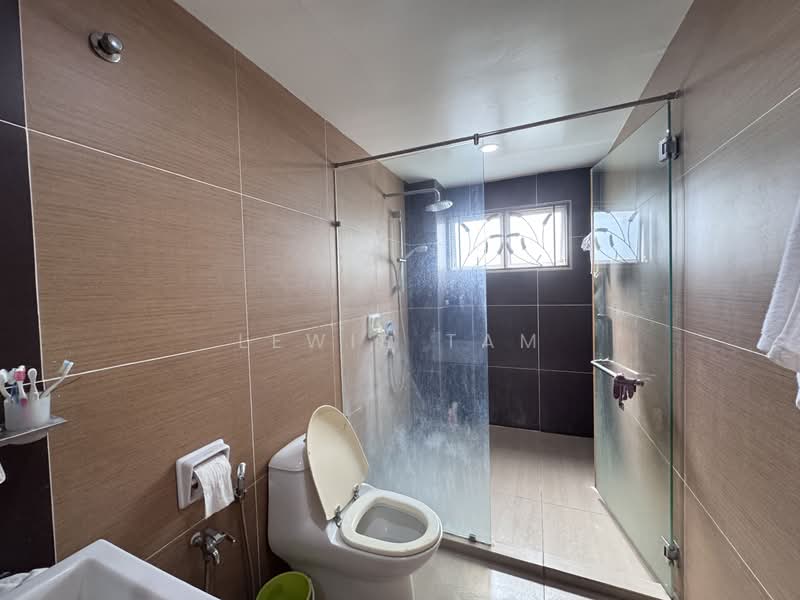 Semi-Detached House for Sale in Seri Kembangan (Selangor) - Lewis Tam - PropertyGuru.com.my