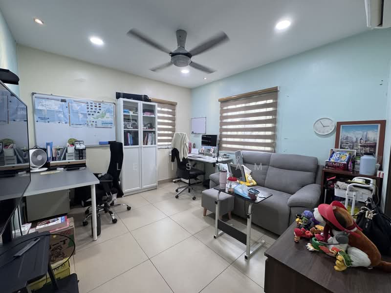 Semi-Detached House for Sale in Seri Kembangan (Selangor) - Lewis Tam - PropertyGuru.com.my