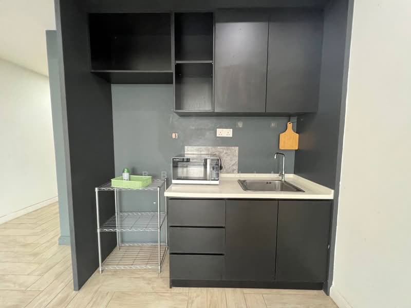Service Residence for Rent at SOHO @ Empire City - Abby Chia - Kitchen - PropertyGuru.com.my