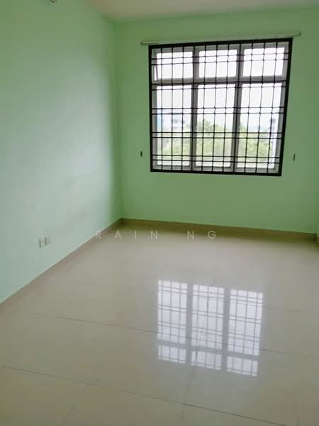 Pangsapuri untuk Dijual di Kipark Apartment - Rain Ng - Interior - PropertyGuru.com.my