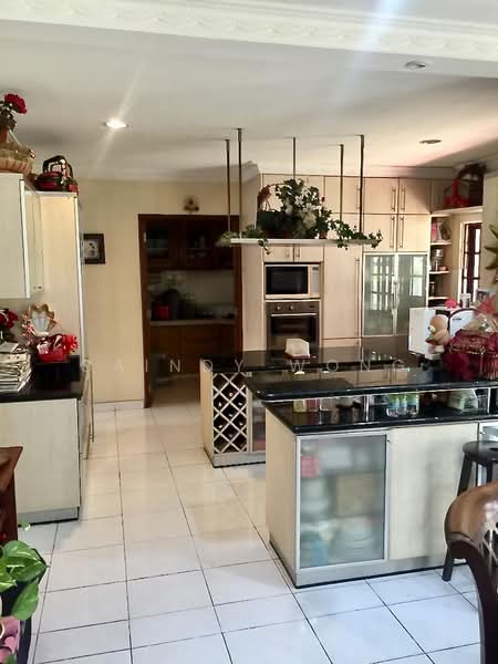 Rumah Banglo untuk Dijual di Sunway Damansara (Kota Damansara) - Caindy Wong - Kitchen - PropertyGuru.com.my