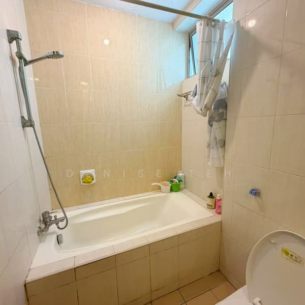 Servis Apartment untuk Disewa di Birch Plaza - Denise Teh - Bathroom - PropertyGuru.com.my
