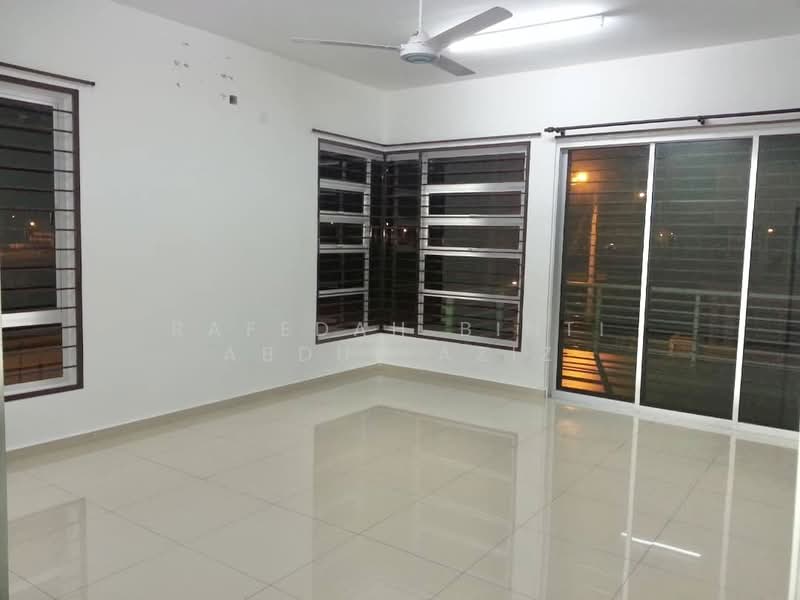 2-storey Terraced House for Sale in Bandar Seri Impian (Kluang) - Rafedah Binti Abdul Aziz - Living Room - PropertyGuru.com.my