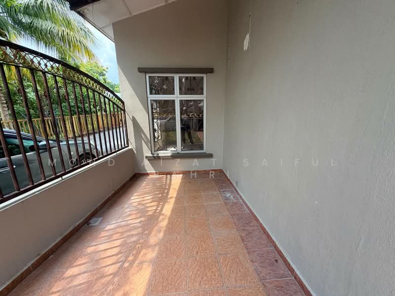 2-storey Terraced House for Sale in Bandar Mahkota Cheras (Cheras) - Mohd Aizat Saiful Bahri - Exterior - PropertyGuru.com.my
