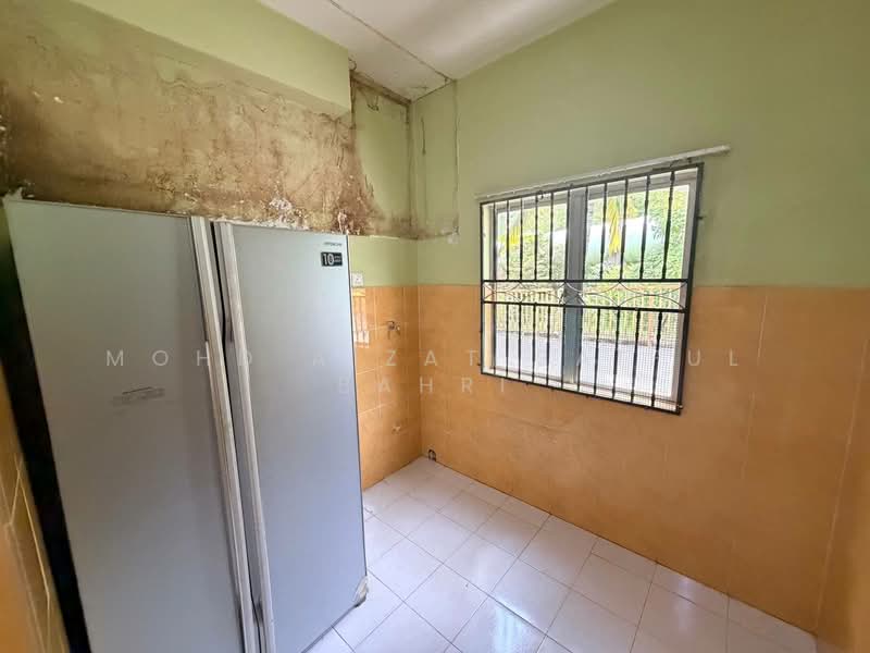 2-storey Terraced House for Sale in Bandar Mahkota Cheras (Cheras) - Mohd Aizat Saiful Bahri - Kitchen - PropertyGuru.com.my