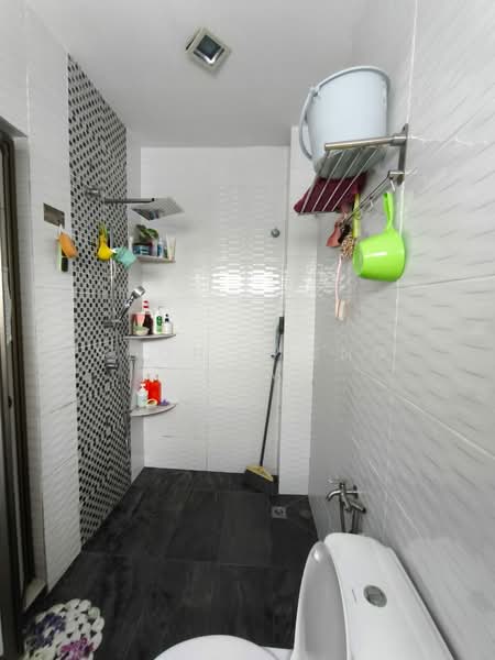 Rumah Teres 2 Tingkat untuk Dijual di Taman Seri Bahagia (Cheras) - Soon Sheng Law - Bathroom - PropertyGuru.com.my