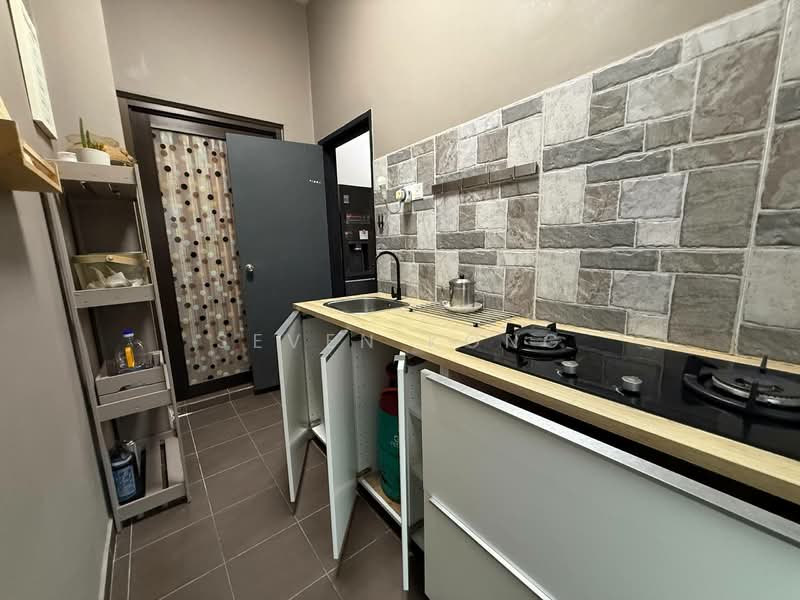 Cluster House for Sale in Kulai (Johor) - Seven Kong - Kitchen - PropertyGuru.com.my