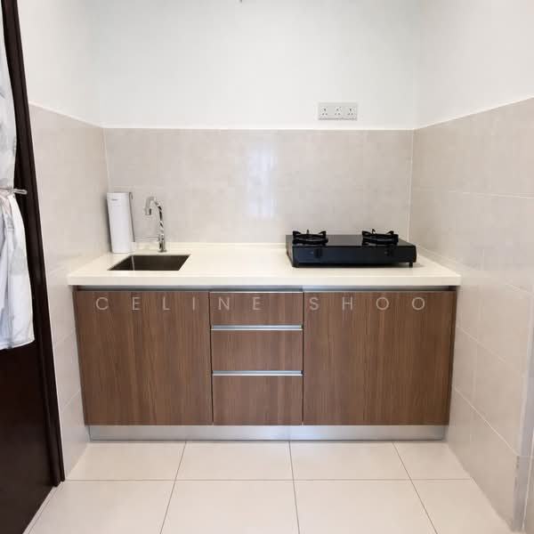 Condominium for Rent at Paraiso Residence @ The Earth - Celine Shoo - Kitchen - PropertyGuru.com.my