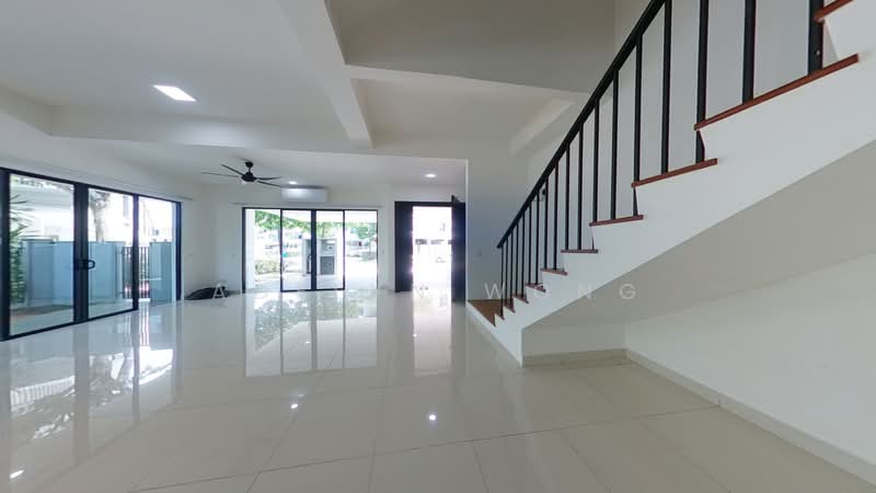 3-storey Terraced House for Rent in Duta Villa (Setia Alam) - Adelyn Wong - Living Room - PropertyGuru.com.my