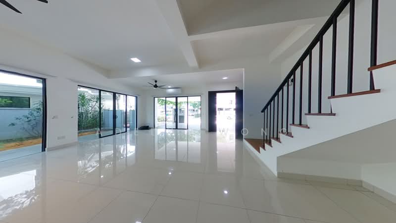 3-storey Terraced House for Rent in Duta Villa (Setia Alam) - Adelyn Wong - Living Room - PropertyGuru.com.my
