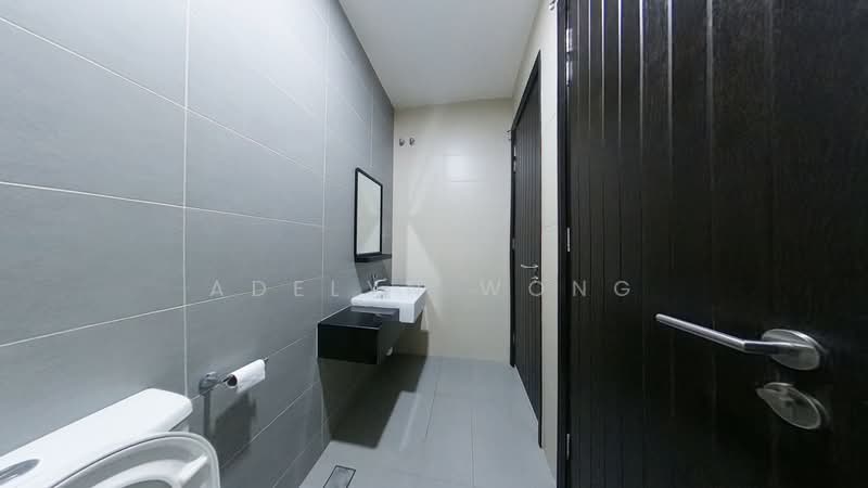 3-storey Terraced House for Rent in Duta Villa (Setia Alam) - Adelyn Wong - Bathroom - PropertyGuru.com.my