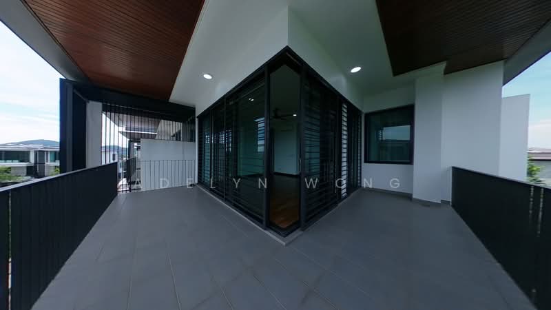 3-storey Terraced House for Rent in Duta Villa (Setia Alam) - Adelyn Wong - Balcony - PropertyGuru.com.my