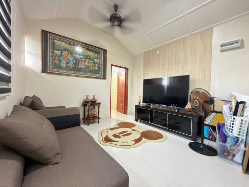 Rumah Teres 1.5 Tingkat untuk Dijual di Bakri (Johor) - Albert Liew - Living Room - PropertyGuru.com.my