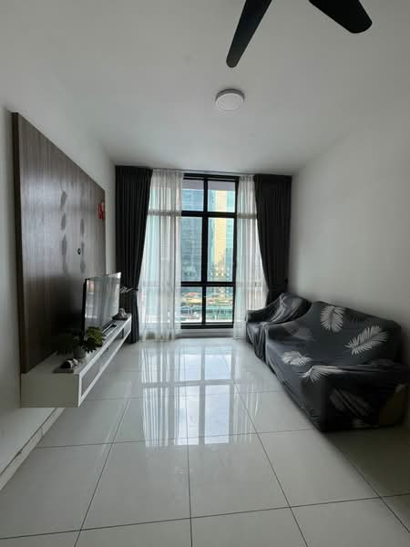 Servis Apartment untuk Disewa di Setia Sky 88 - Jin Teok - Living Room - PropertyGuru.com.my