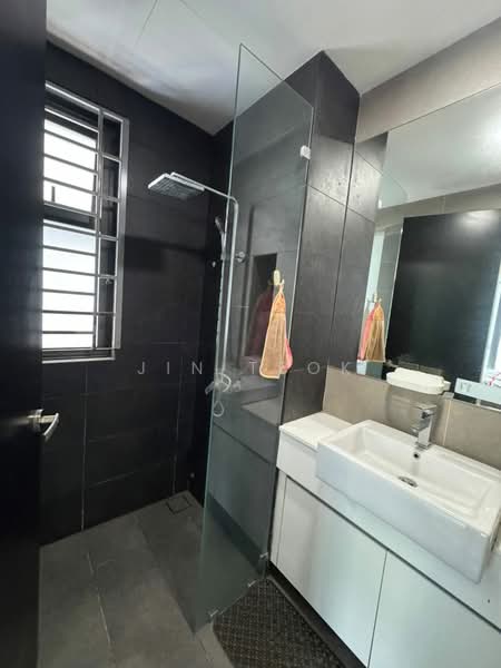 Servis Apartment untuk Disewa di Setia Sky 88 - Jin Teok - Bathroom - PropertyGuru.com.my