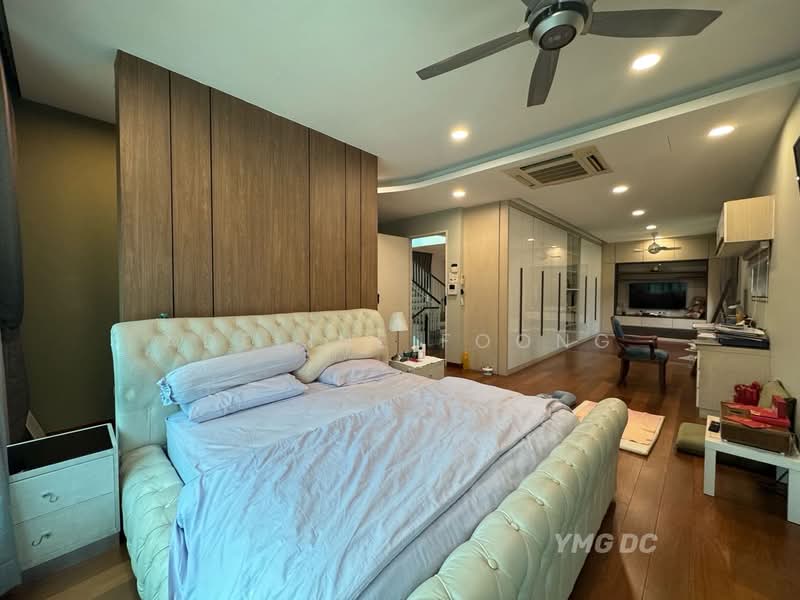 Rumah Banglo untuk Dijual di Ambang Botanic (Klang) - Adeline Foong - Bedroom - PropertyGuru.com.my