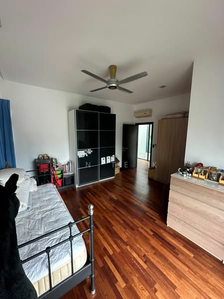 Bungalow for Sale in Leisure Farm (Gelang Patah) - Jin Teok - Bedroom - PropertyGuru.com.my