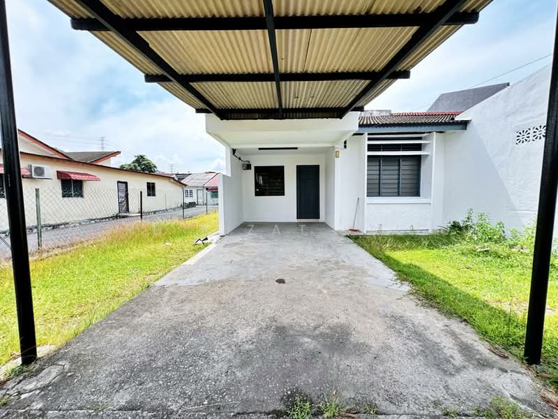 Rumah Teres 1 Tingkat untuk Dijual di Bandar Baru Bangi (Selangor) - Mohd Aizat Saiful Bahri - Exterior - PropertyGuru.com.my