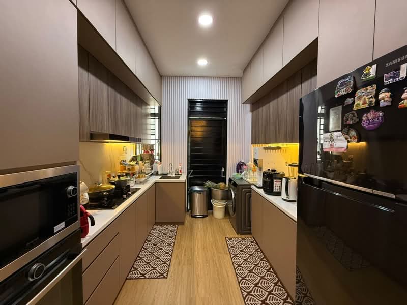 2-storey Terraced House for Sale in Setia Tropika (Johor Bahru) - Jyez Lee - Kitchen - PropertyGuru.com.my