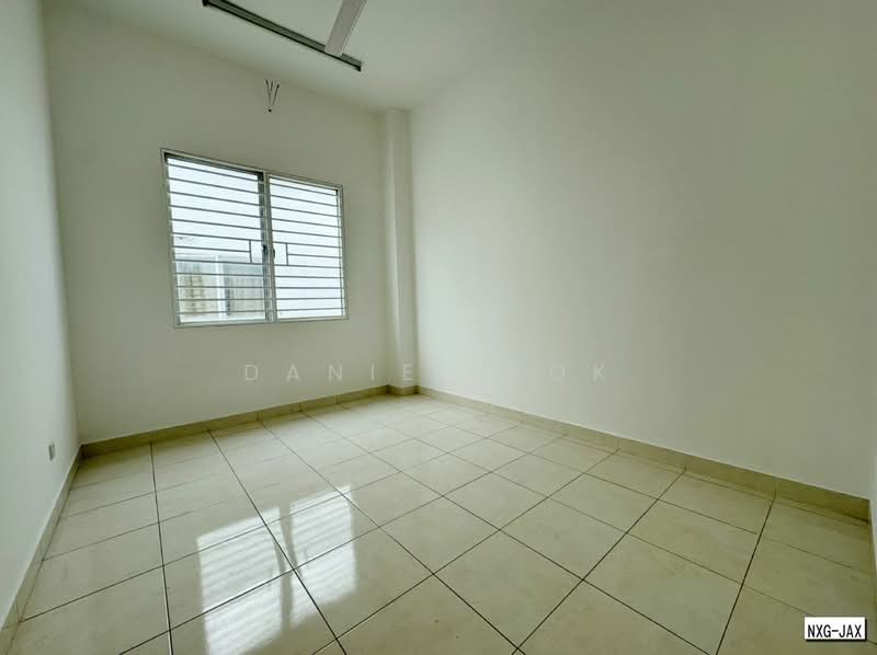 2-storey Terraced House for Sale in Setia Indah (Setia Alam) - Daniel Kok - Interior - PropertyGuru.com.my