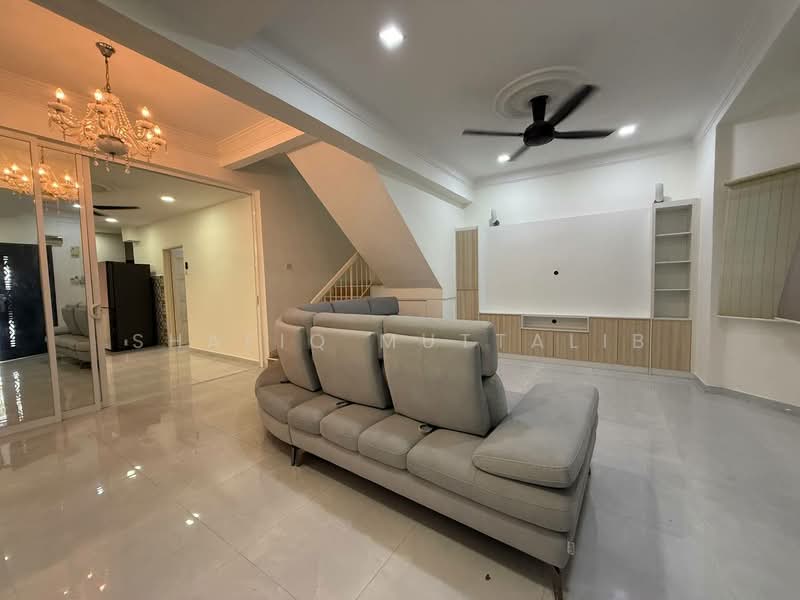 Rumah Teres 2 Tingkat untuk Dijual di Ampang Jaya (Ampang) - Shafiq Muttalib - Living Room - PropertyGuru.com.my